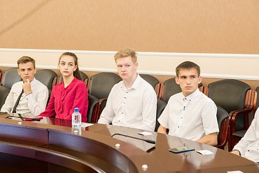 В гостях у парламента